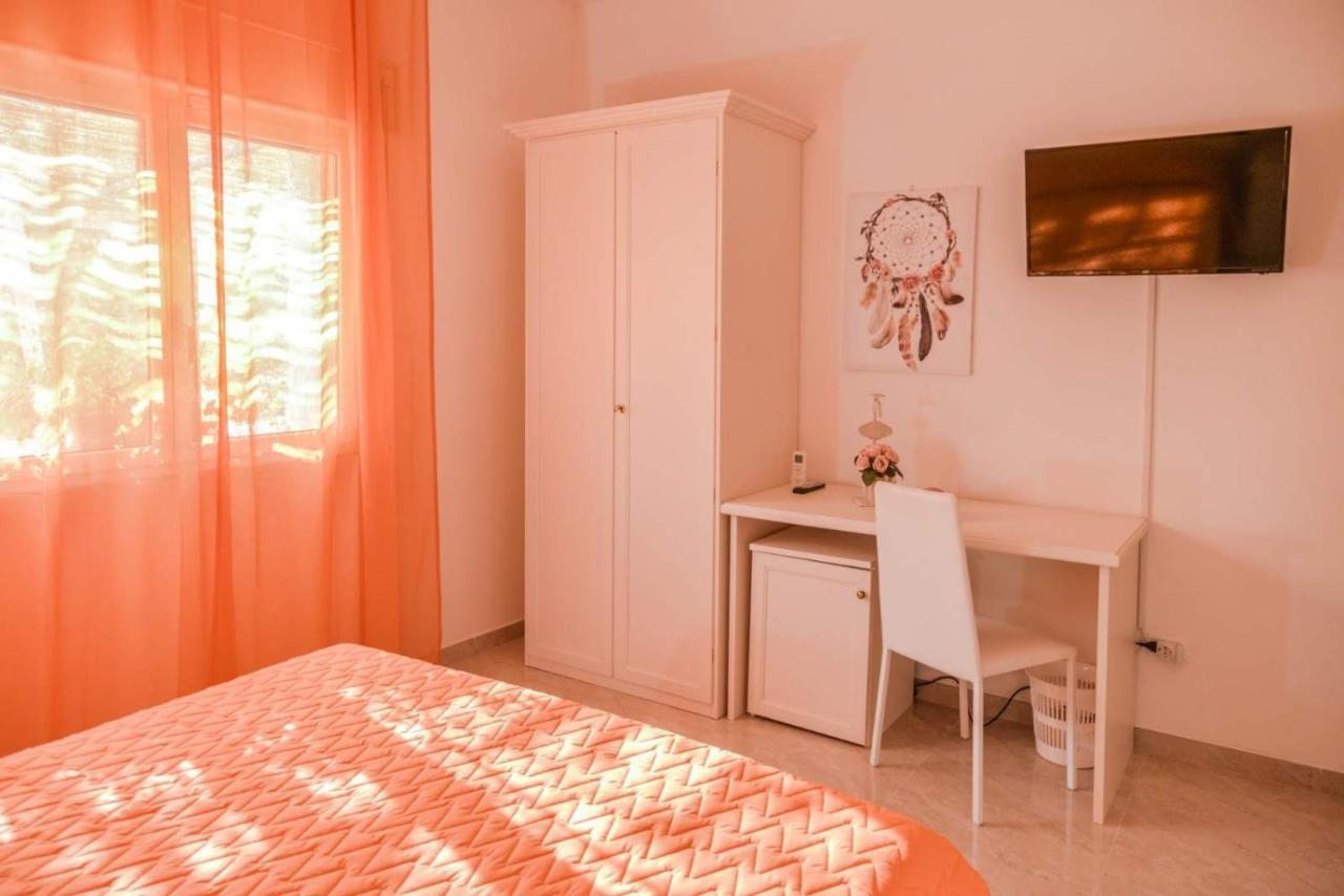Villa Milla Monacizzo Екстериор снимка